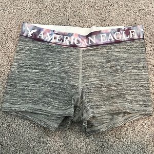 American Eagle AERIE shortie NWT